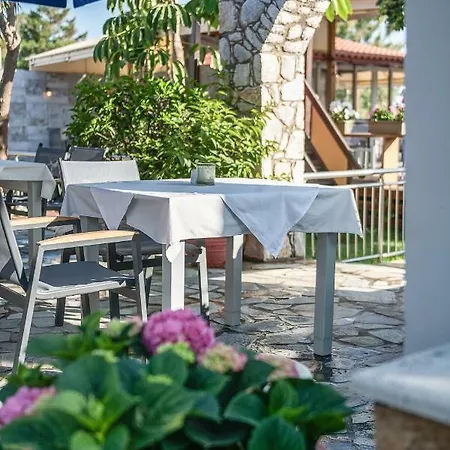 Hotel apartamentowy Akti Kato Daratso